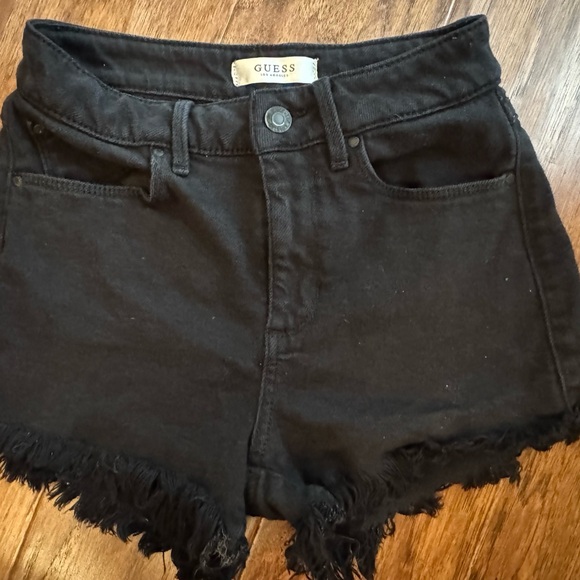 GUESS Black High-Rise Frayed Hem Denim Shorts - Picture 2 of 2
